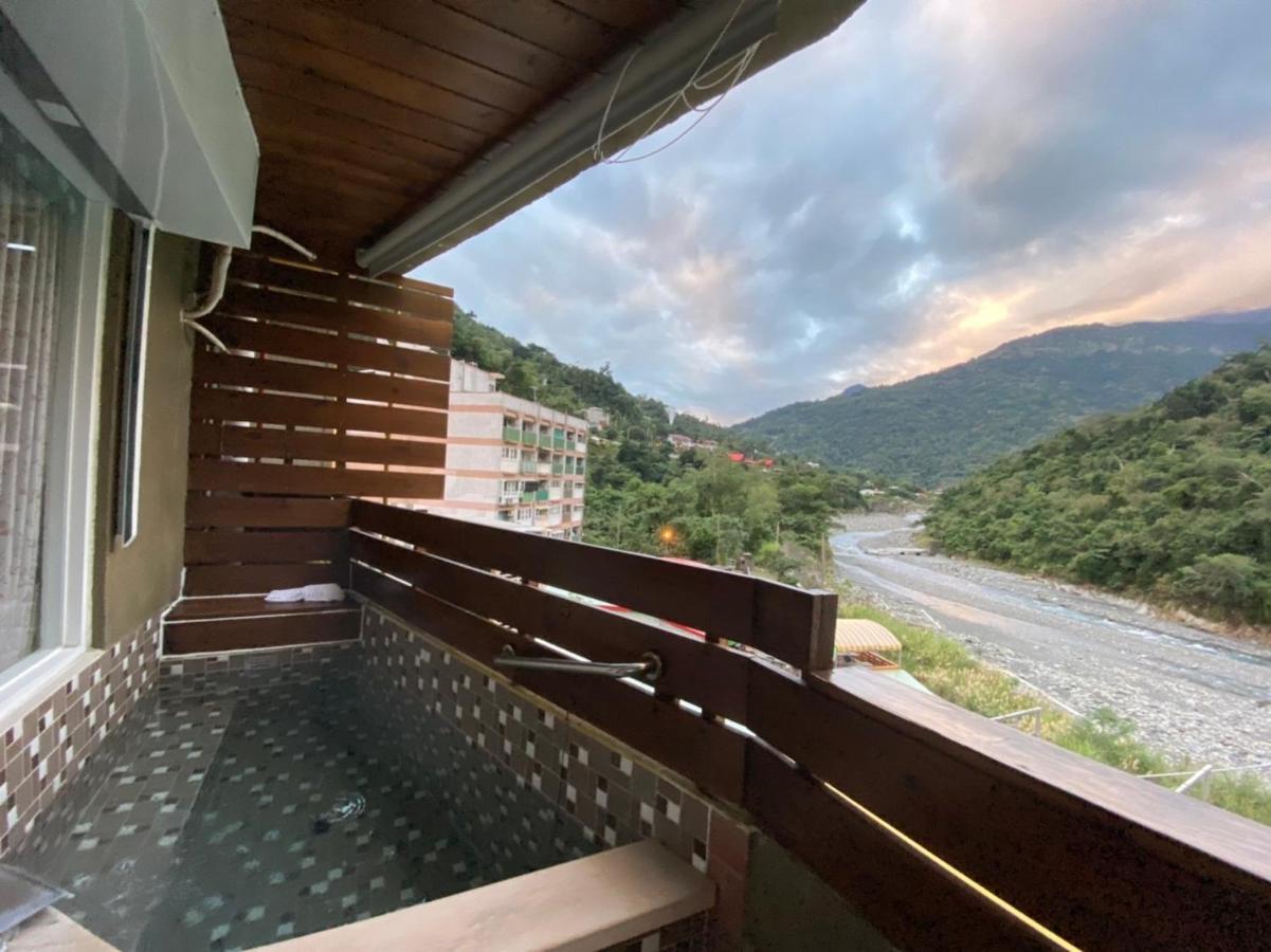 Cheng-Ping Hot Spring Inn Wenquan Екстер'єр фото